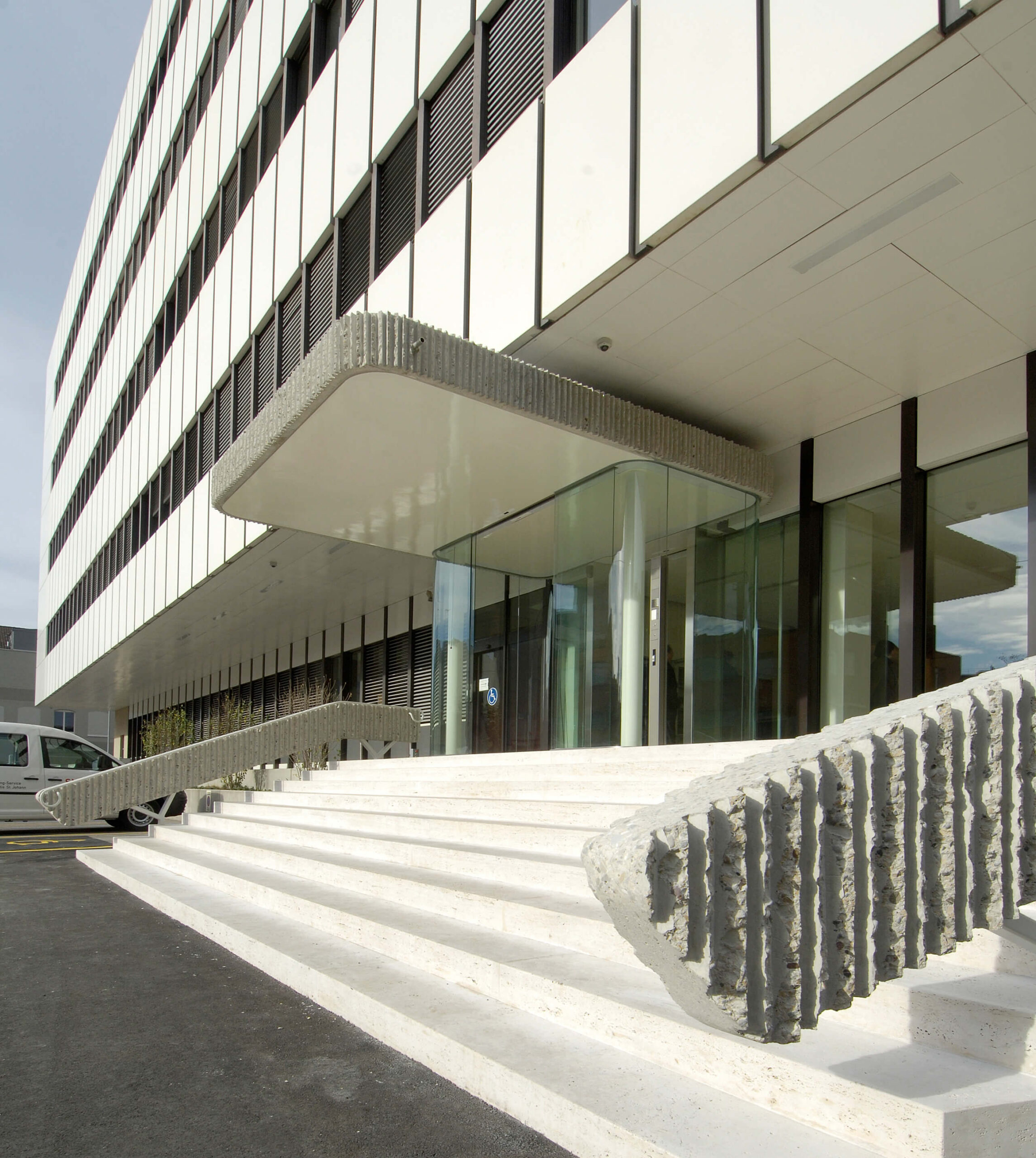 RESEARCH BUILDING